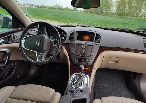 Opel Insignia cena 29900 przebieg: 205000, rok produkcji 2012 z Swarzędz małe 56